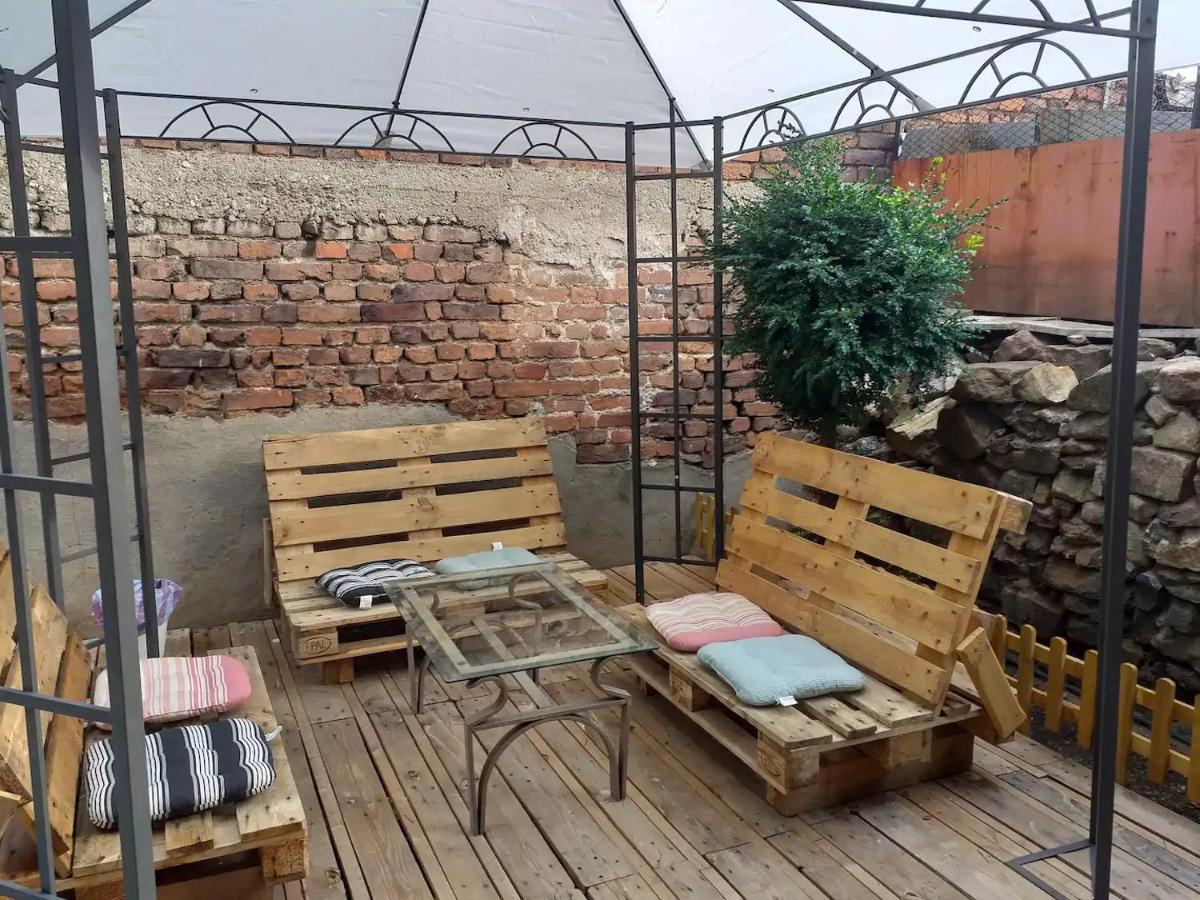 Entire Central House With Guest Rooms & Garden Sofia Exterior photo